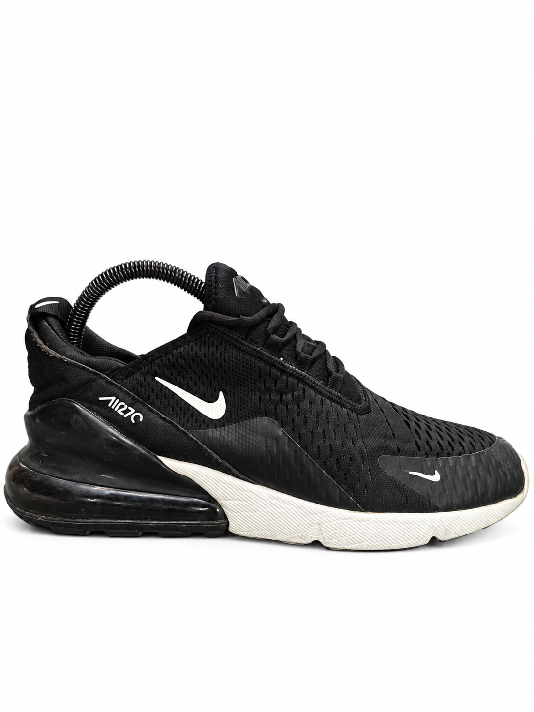 NIKE AIR MAX 270