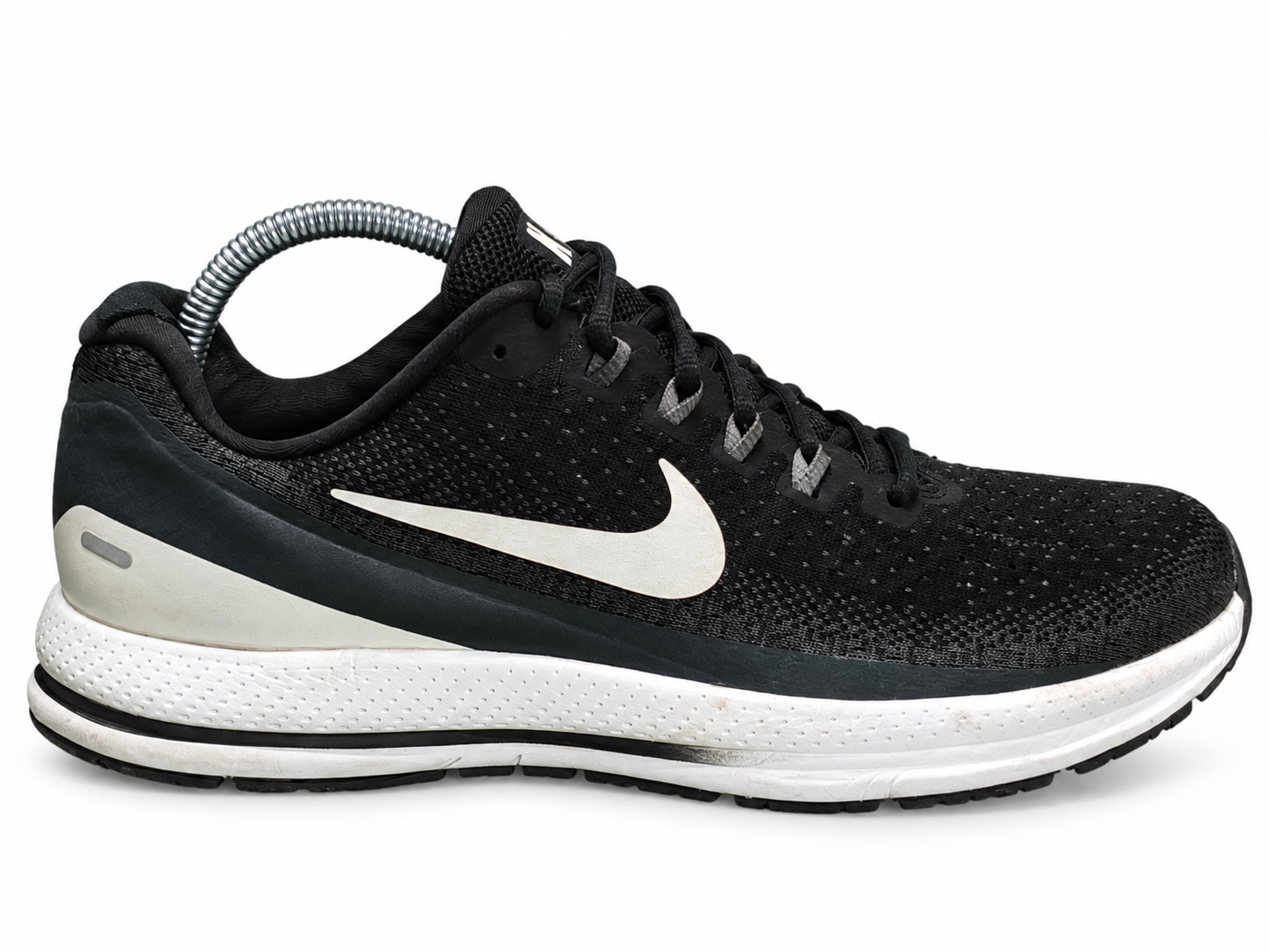 NIKE AIR ZOOM VOMERO 13