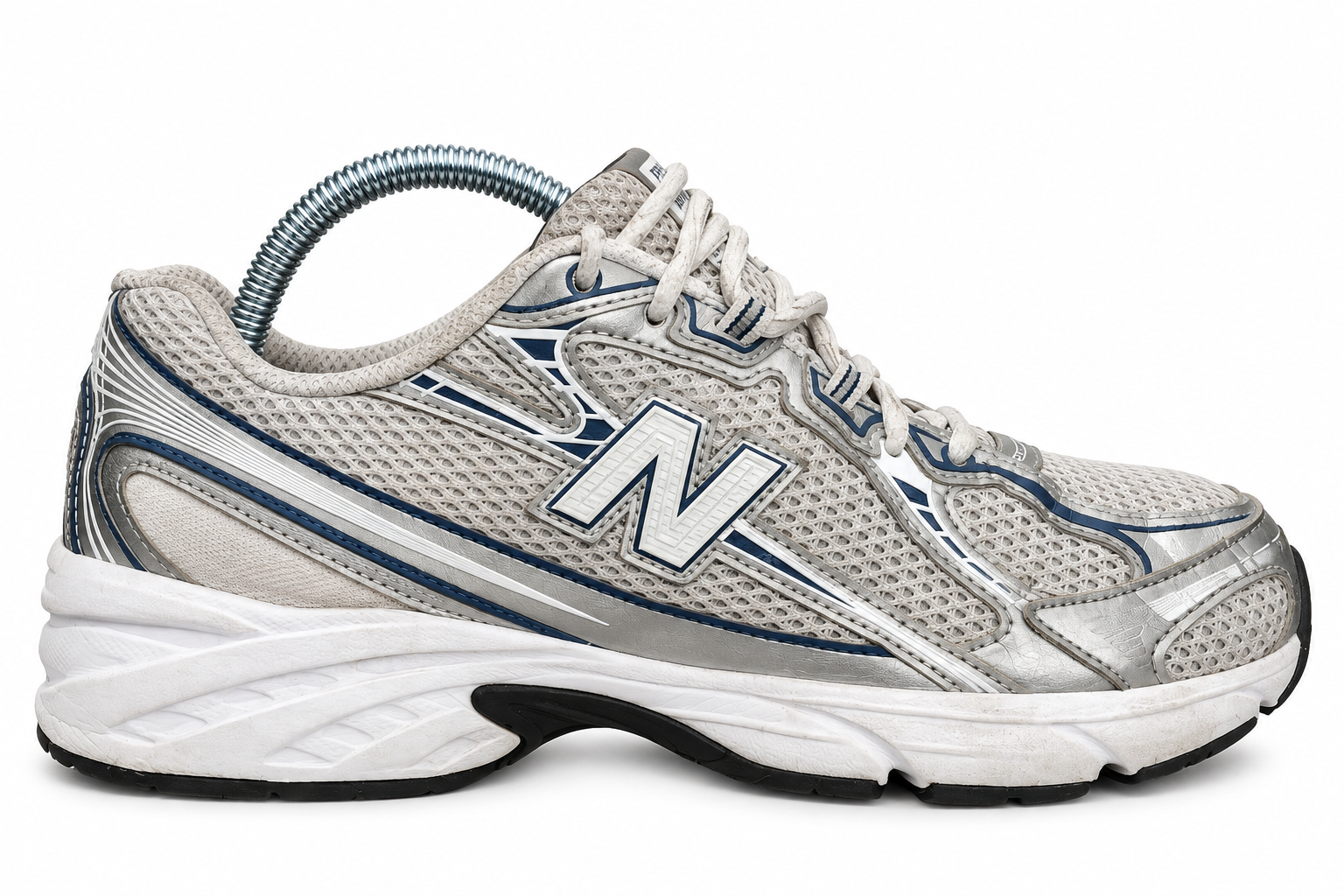 NEW BALANCE 740 SNEAKER
