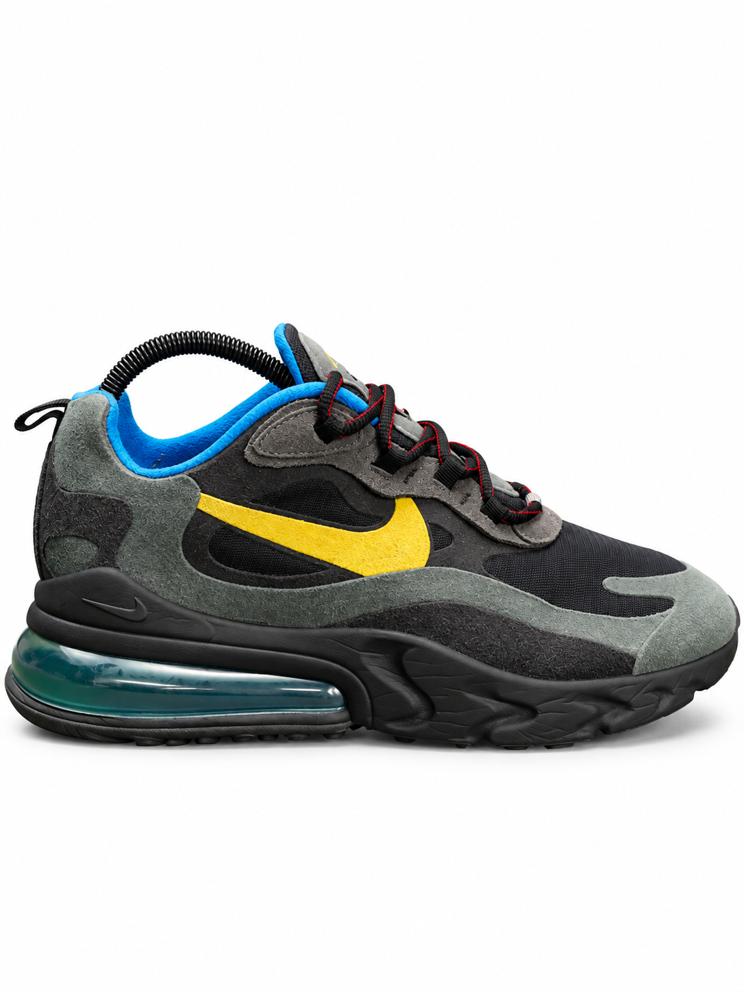 NIKE AIR 270